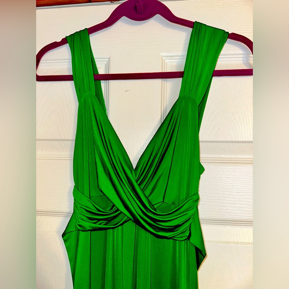 BCBG MAXAZRIA Green Gown, make me an offer!